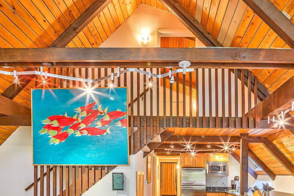 Four Stone Lodge Greenwater Екстериор снимка